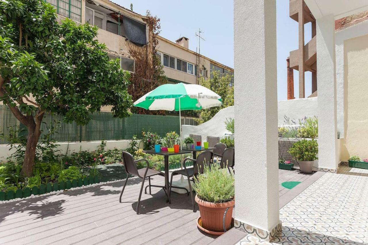 Sunny Orange Garden Apartment In Central Лиссабон Экстерьер фото